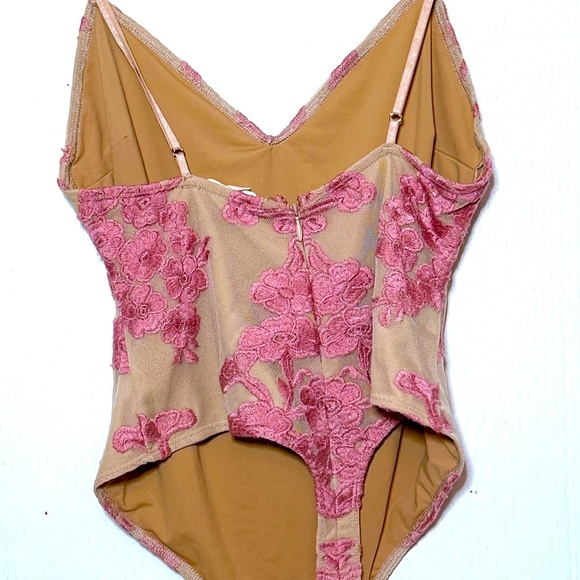 For Love and Lemons Pink Temecula Bodysuit M - Picture 5 of 9